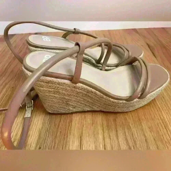 NWOB BP Beige Cohan Espadrille Wedge Strappy Sandal Size 10 - Picture 4 of 5